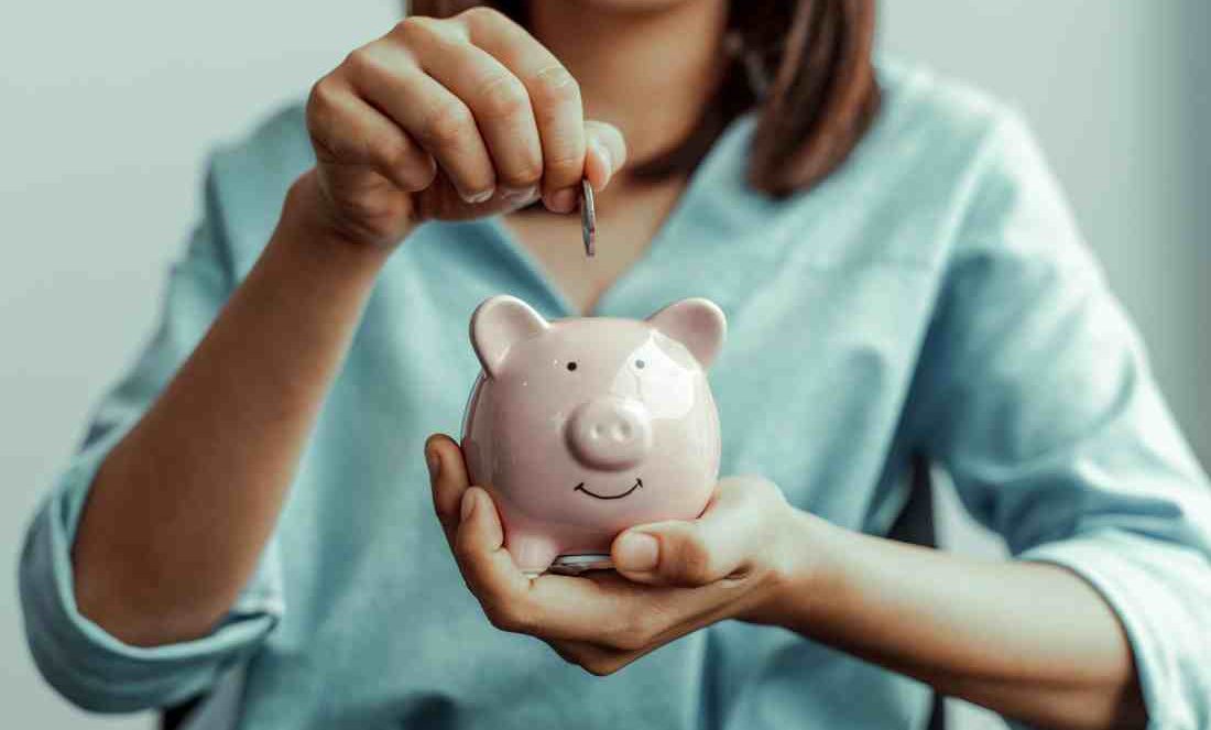 Top 5 tips to save money from your salary in dubai Uae